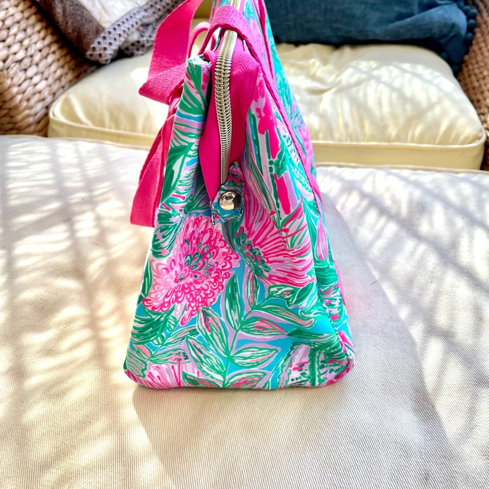 Lilly Pulitzer Lunch Tote Bag - Picture 4 of 6